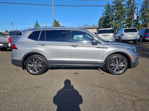 2023 Volkswagen Tiguan 2.0T SE 4MOTION