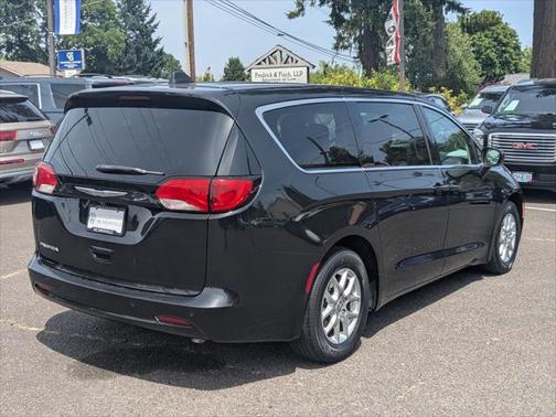2018 Chrysler Pacifica LX