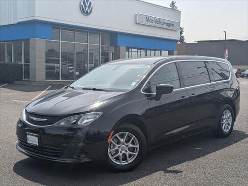 2018 Chrysler Pacifica LX