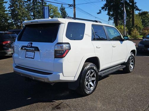 2024 Toyota 4Runner TRD Off Road Premium