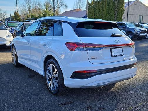 2023 Audi Q4 e-tron Premium Plus 40 RWD