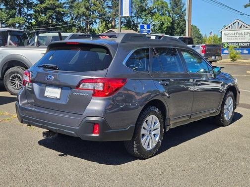 Magnetite Gray Metallic 2019 Subaru Outback 2.5i Premium