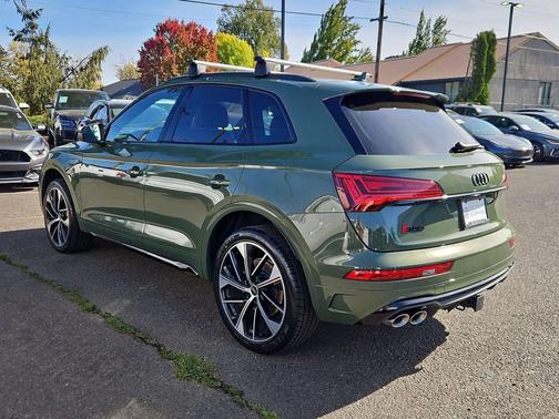 District Green Metallic 2023 Audi SQ5 3.0T Premium Plus