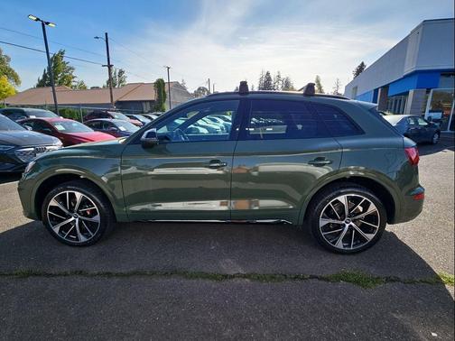 District Green Metallic 2023 Audi SQ5 3.0T Premium Plus
