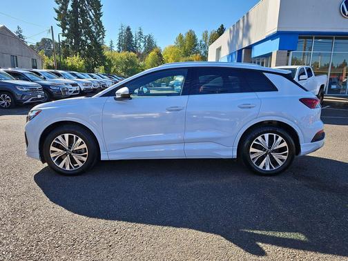 2023 Audi Q4 e-tron Premium 40 RWD
