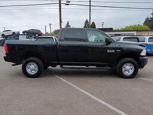 2018 RAM 2500 Tradesman Crew Cab 4x4 6'4' Box