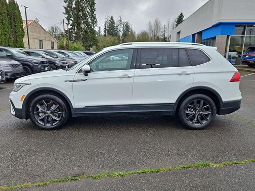 2024 Volkswagen Tiguan 2.0T Wolfsburg Edition