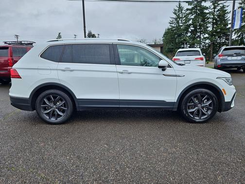 2024 Volkswagen Tiguan 2.0T Wolfsburg Edition