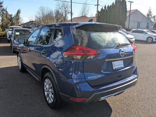2017 Nissan Rogue S
