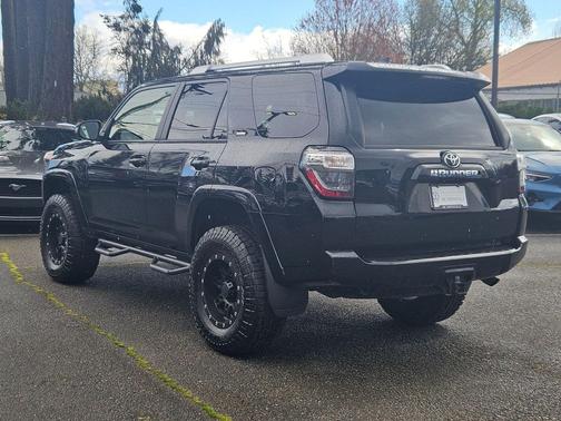 Midnight Black Metallic 2016 Toyota 4Runner SR5 Premium