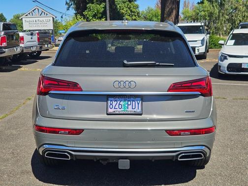 Chronos Gray Metallic 2023 Audi Q5 45 S line Premium Plus
