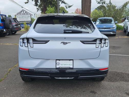 Space White Metallic 2023 Ford Mustang Mach-E Premium