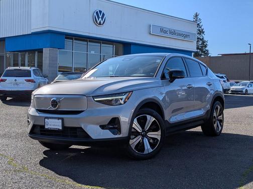 2023 Volvo C40 Recharge Pure Electric Twin Plus