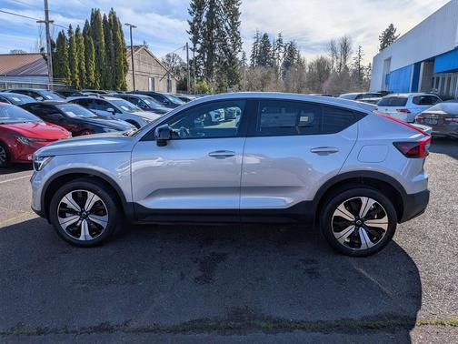 2023 Volvo C40 Recharge Pure Electric Twin Plus