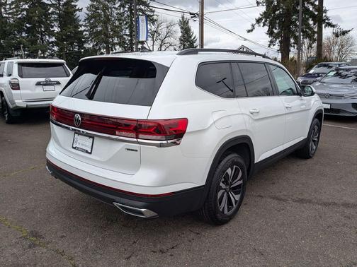 2026 Volkswagen Atlas 2.0T SE