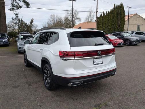 2026 Volkswagen Atlas 2.0T SE