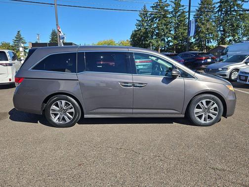 2015 Honda Odyssey Touring