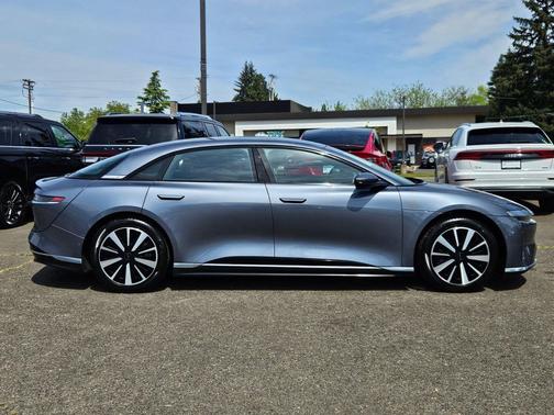 Quantum Grey Metallic 2025 Lucid Air Pure