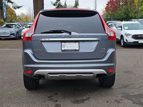 2017 Volvo XC60 T6 Dynamic