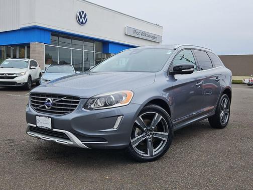 2017 Volvo XC60 T6 Dynamic