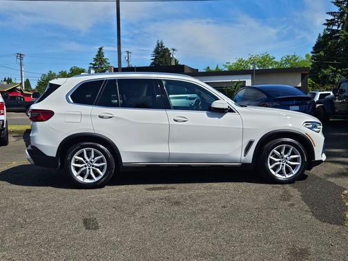 Alpine White 2019 BMW X5 xDrive40i