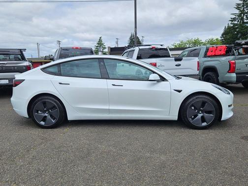 Pearl White Multi Coat 2023 Tesla Model 3 Standard Range