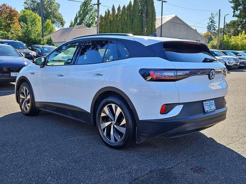 2023 Volkswagen ID.4 Pro