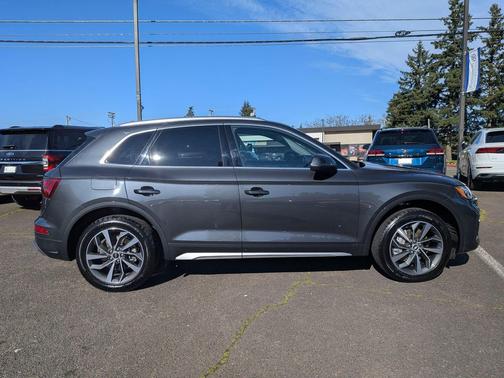 2021 Audi Q5 45 Premium Plus