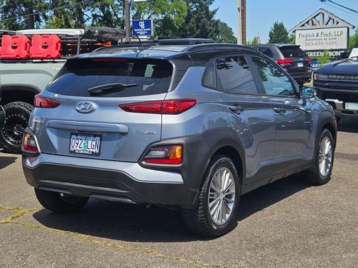 Sonic Silver w/Black Roof 2019 Hyundai KONA SEL