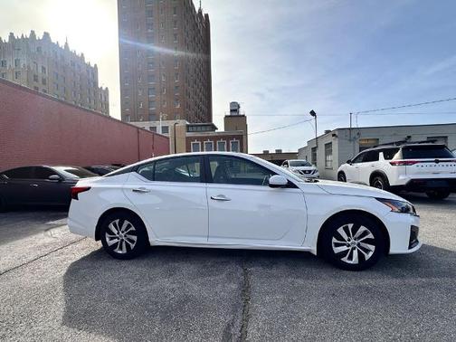 2023 Nissan Altima 2.5 S