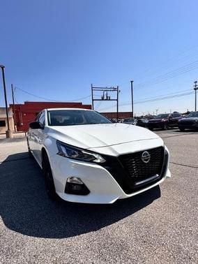 2022 Nissan Altima 2.5 SR