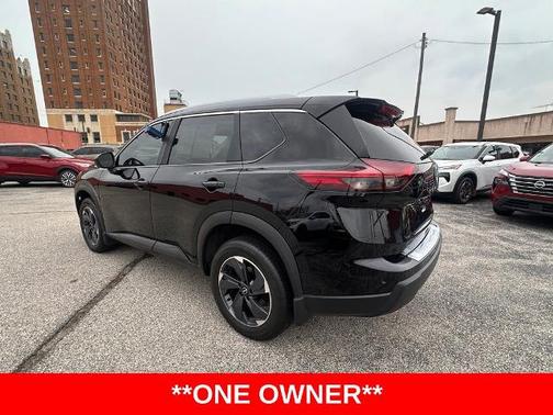 Super Black 2025 Nissan Rogue SV