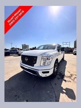 Glacier White 2024 Nissan Titan SV