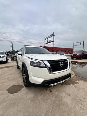 2024 Nissan Pathfinder Platinum