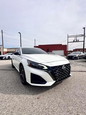 2025 Nissan Altima SR