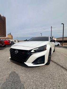 2025 Nissan Altima SR
