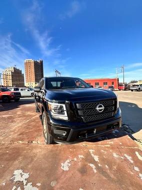 2024 Nissan Titan SV