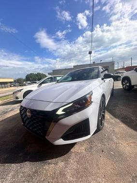 2023 Nissan Altima 2.5 SR