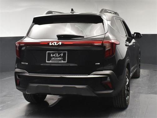 2024 Kia Seltos X-Line