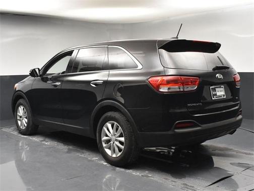 2018 Kia Sorento L