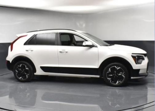 2022 Kia Niro EV EX