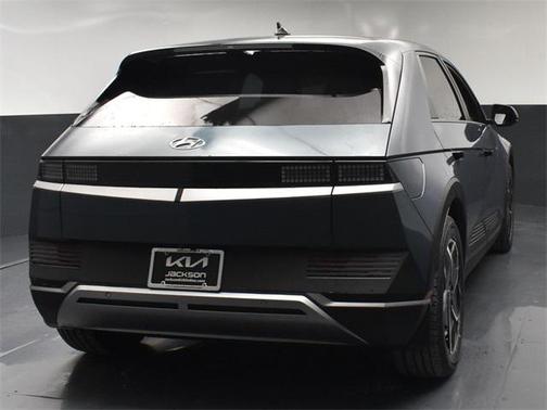 2023 Hyundai IONIQ 5 SE