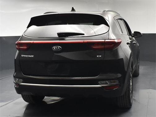 2022 Kia Sportage EX
