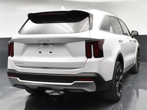 2024 Kia Sorento EX