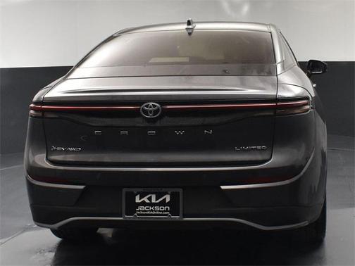 2024 Toyota Crown Limited