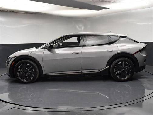 2025 Kia EV6 Light Long Range