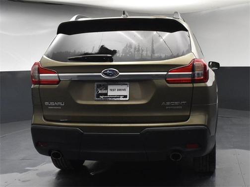 2022 Subaru Ascent Limited 8-Passenger