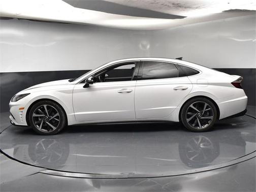 2022 Hyundai SONATA SEL Plus