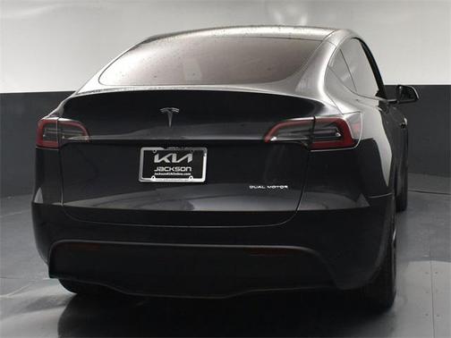 2024 Tesla Model Y Long Range Dual Motor All-Wheel Drive