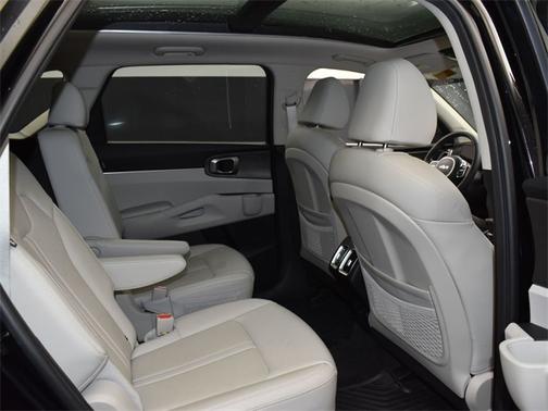 2024 Kia Sorento X-Line EX